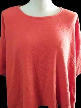 Relaxed Coral Short-Sleeve Textured Tee
